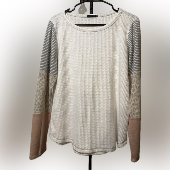 Staccato Tops - STACCATO Mixed Print Long Sleeved Top | Med |Cream and Pink | Soft Luxury | Cozy